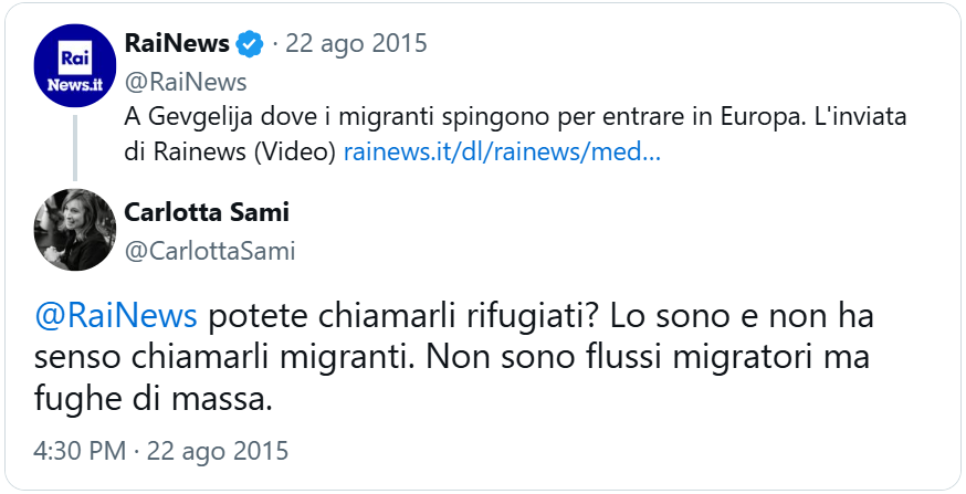 tweet di @RaiNews: “A Gevgelija dove i migranti si spingono per entrare in Europa”. Commento di @CarlottaSami: “potete chiamarli rifugiati? Lo sono e non ha senso chiamarli migranti. Non sono flussi migratori ma fughe di massa”