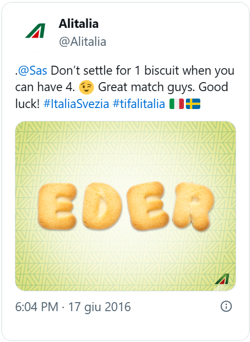 tweet di Alitalia: “.@Sas Don’t settle for 1 biscuit when you can have 4.  Great match guys. Good luck!” con immagine di biscotti che formano il nome EDER